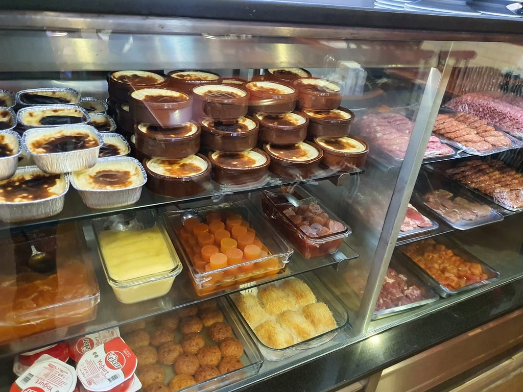 Lezziz Pide ve İnegöl Köftecisi Ekspres — photo 1