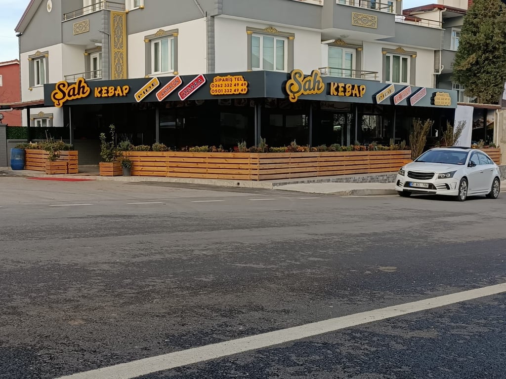 Şah Kebap - Pide - Lahmacun - Izgara