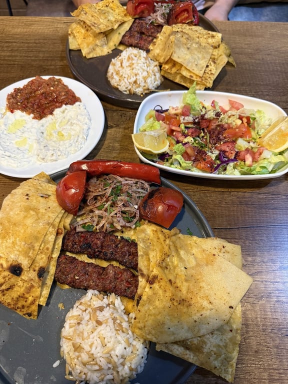 Asır Restaurantt