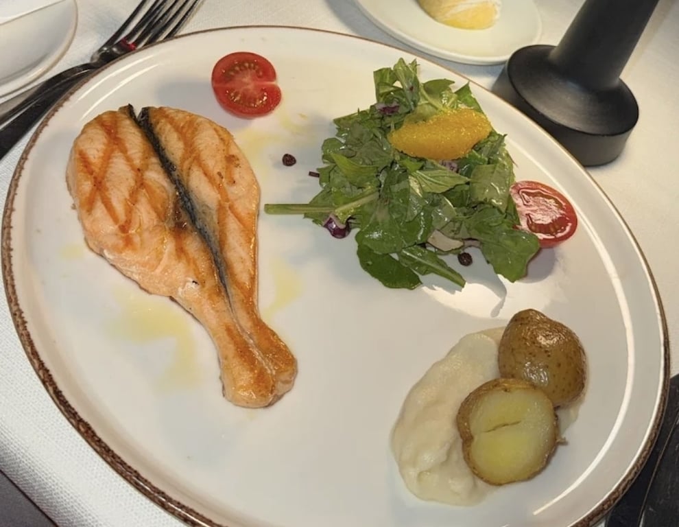 Ruby Restaurant — fotoğraf 1