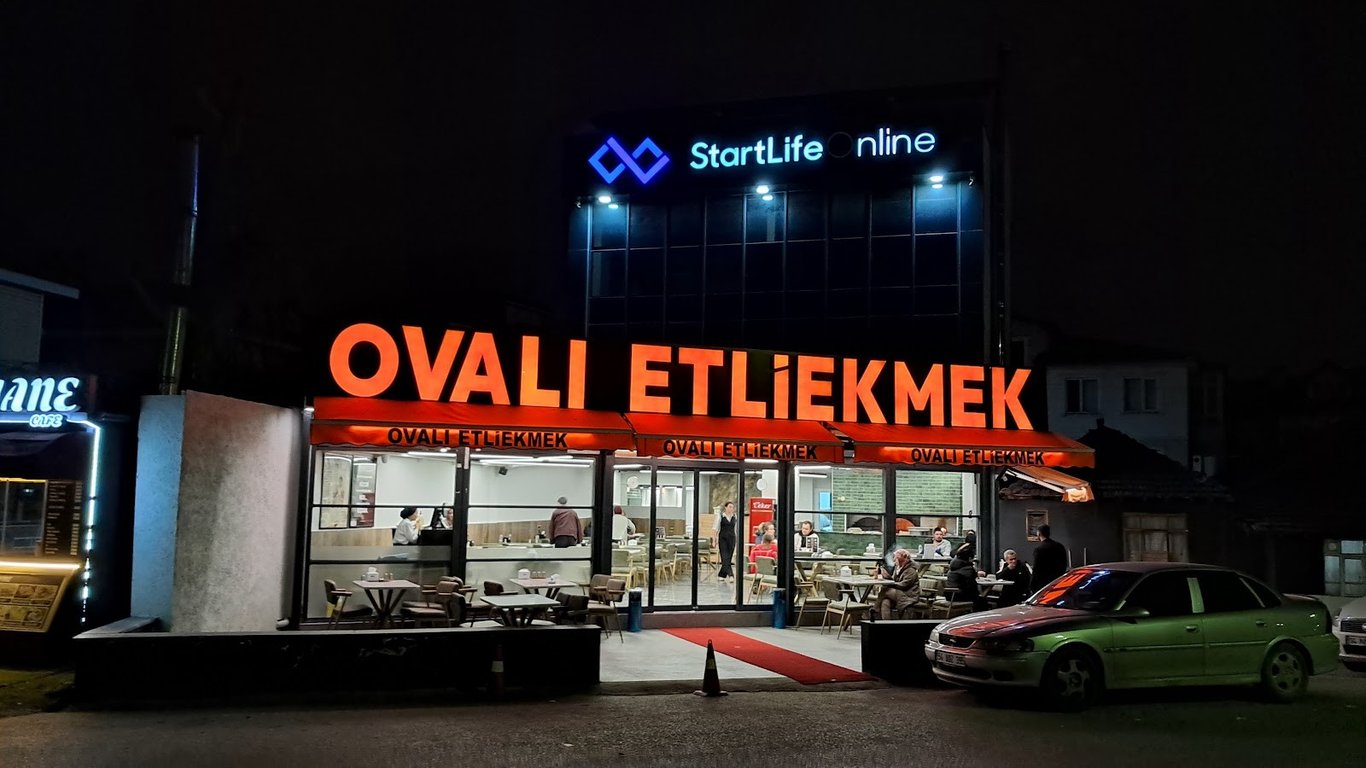 Ovalı Etli Ekmek Adapazarı