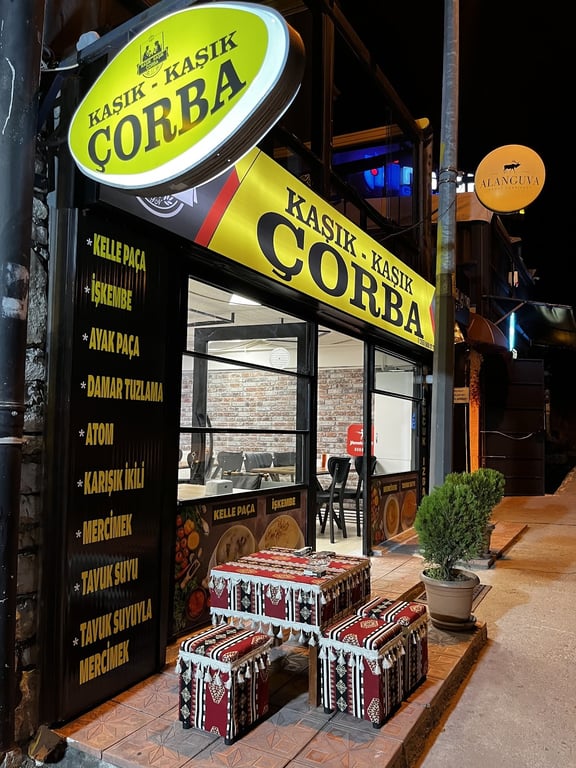 Kaşık Kaşık Çorba