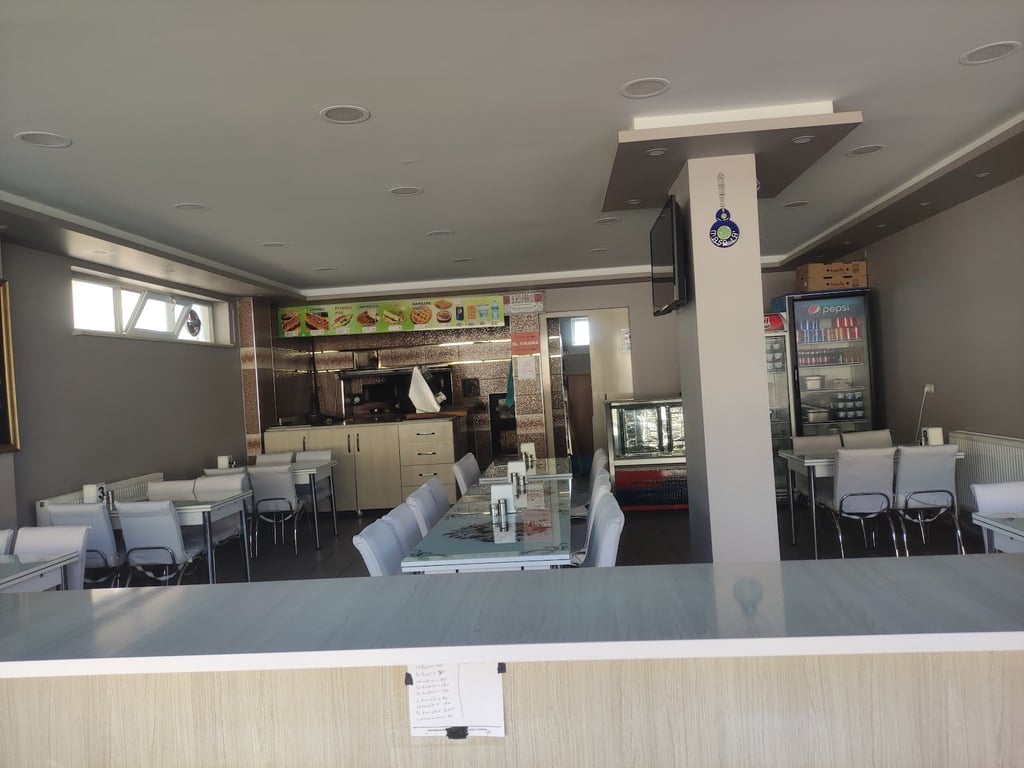 Salar Pide Salonu