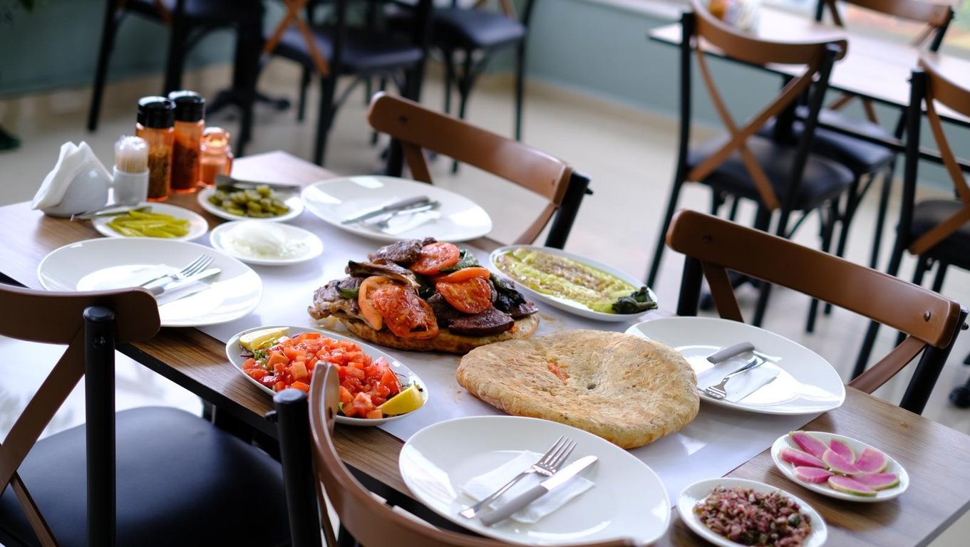 Eskişehir Bozan Baş Kasap Et & Mangal