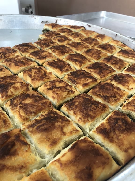 Dört Mevsim Börek Cafe-Kahvaltı-Unlu Mamuller