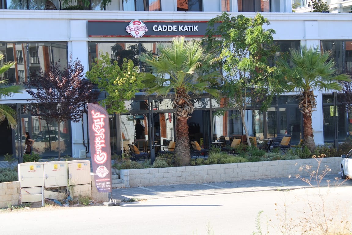 Cadde Katık Kartepe Kent Meydanı