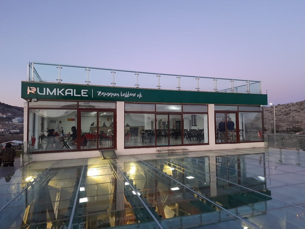Rumkale Cam Teras Restoran