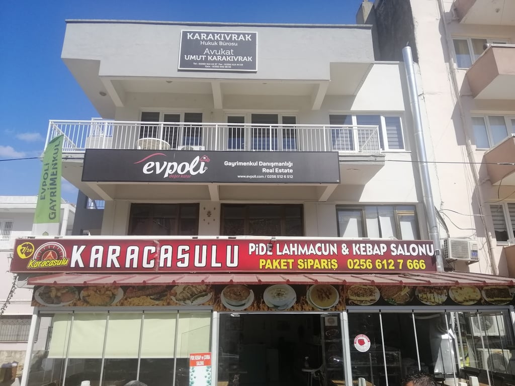 Karacasulu Pide Lahmacun Kebab Salonu