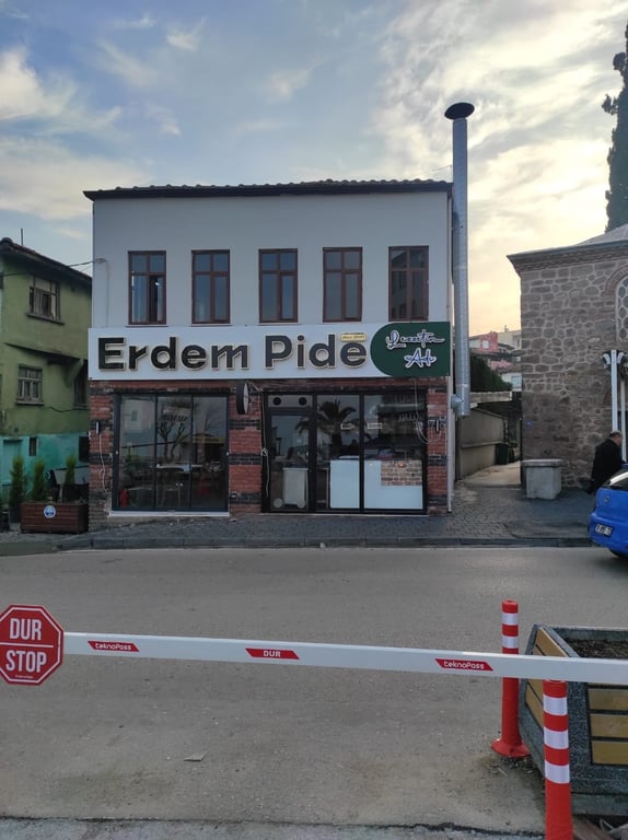 Erdem Pide