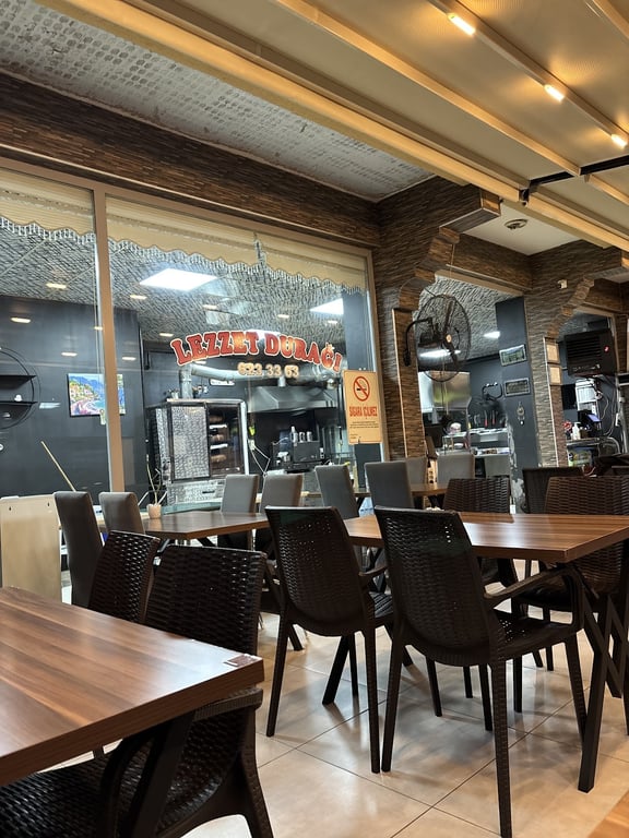 Kokodayım Meşhur Köfte Meşhur Kuzu Kokoreç Restoran — Foto 1