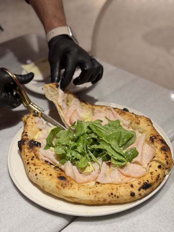 Fornarina Napoli Pizza
