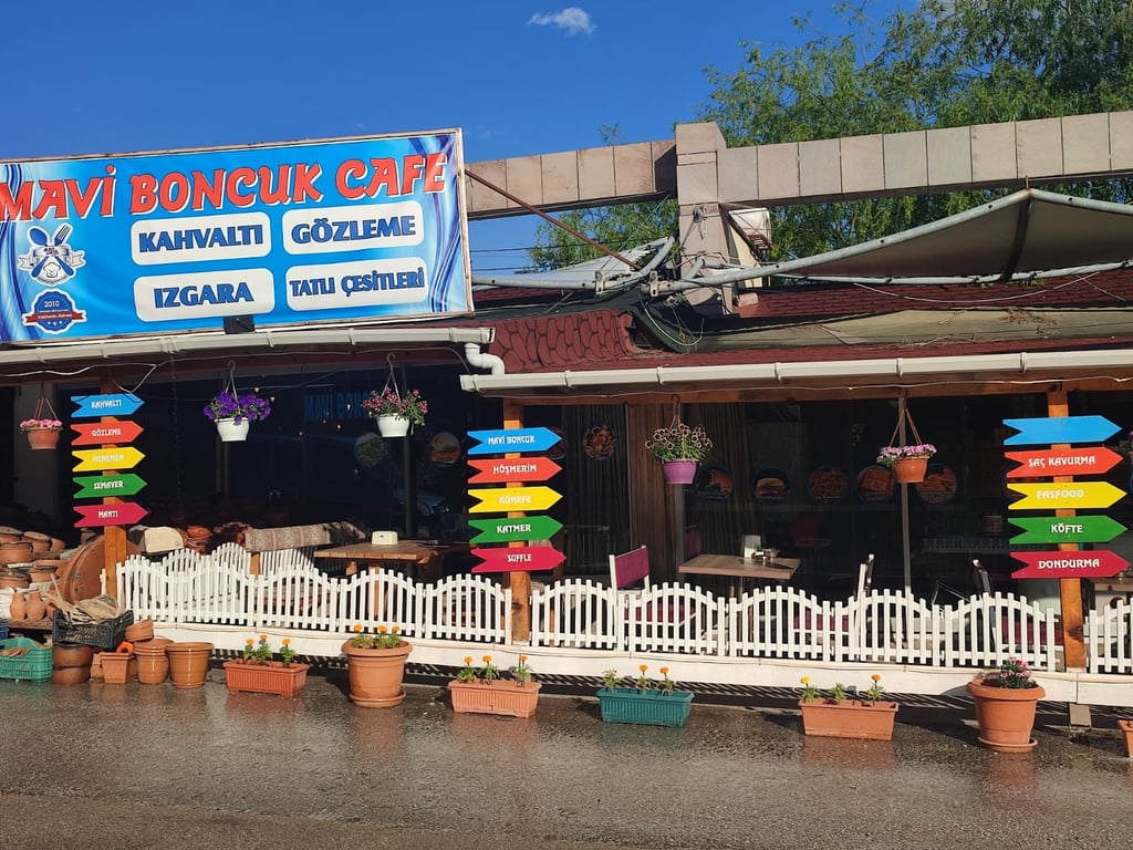 Mavi Boncuk Cafe Kahvaltı
