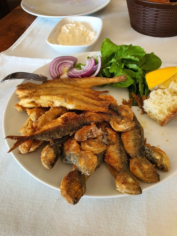 Karaca Balık Evi