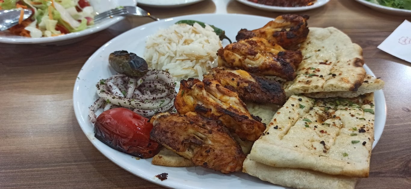 Übeytoğlu Kebap Dünyası