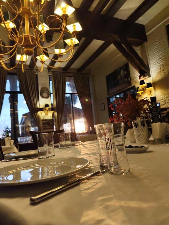 Gümüş Raket Balık Restaurant