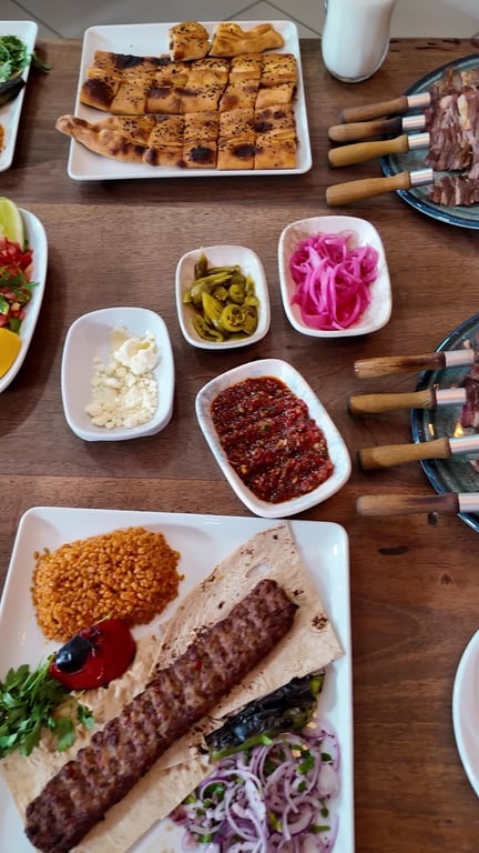 Mahzen Cağ & Kebap