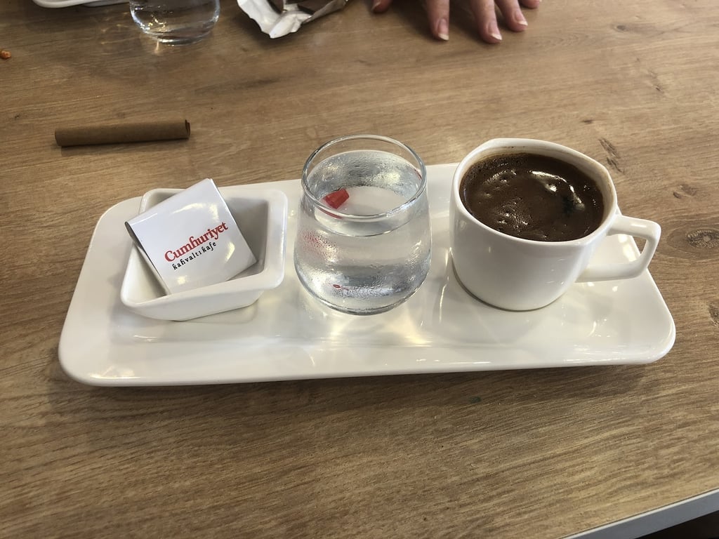 Cumhuriyet Kahvaltı Kafe Özlüce