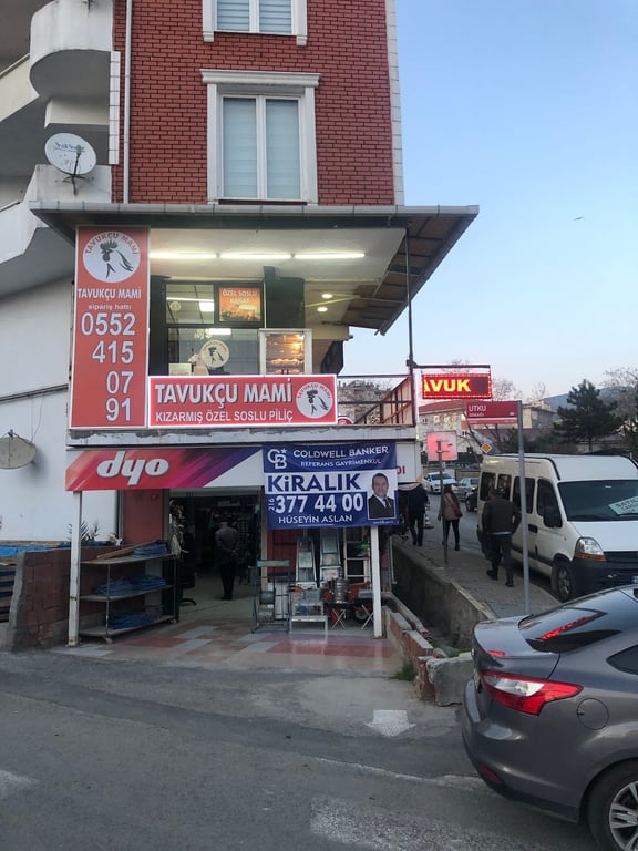 Tavukçu & Pilavcı Mami