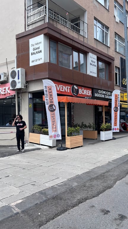 Levent Börek Kartal