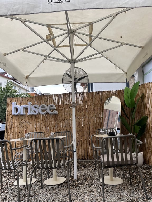 Brisee Patisserie Bakery