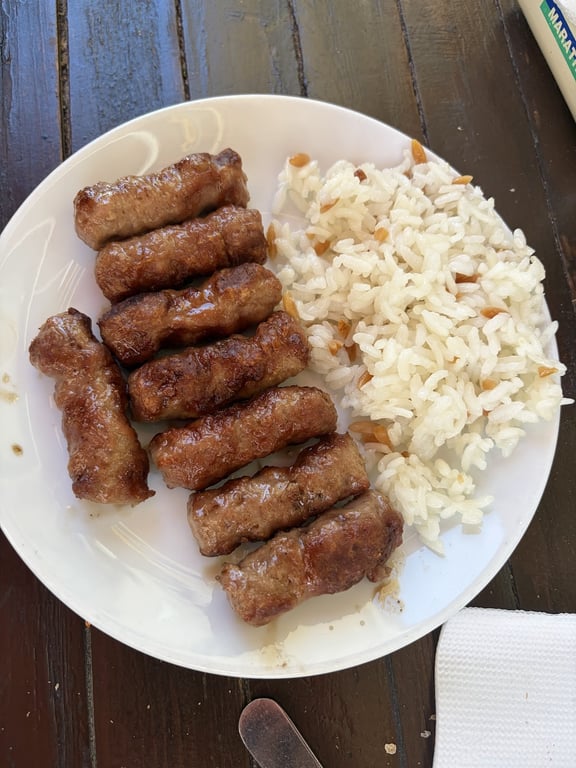 Kardeşler İnegöl Köfte