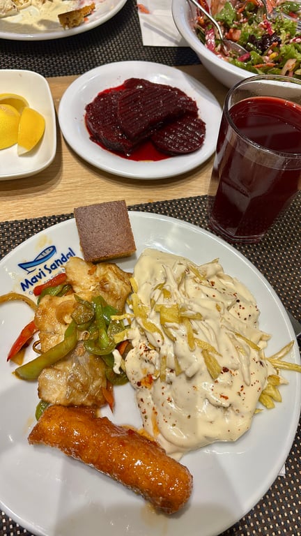 Mavi Sandal Balıkçısı
