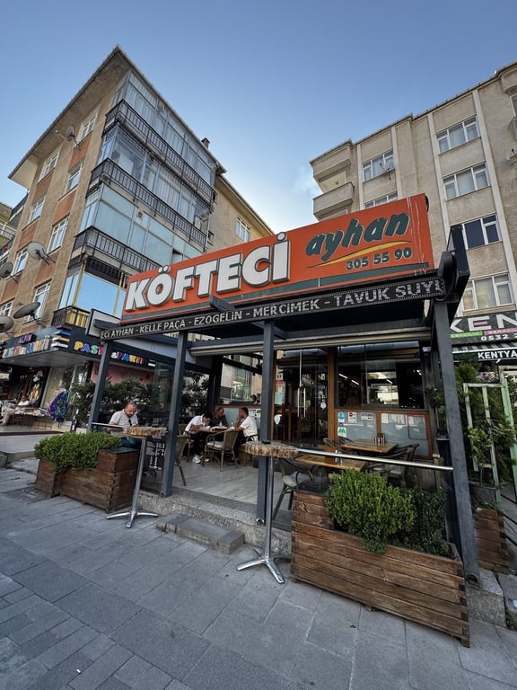 Köfteci Ayhan