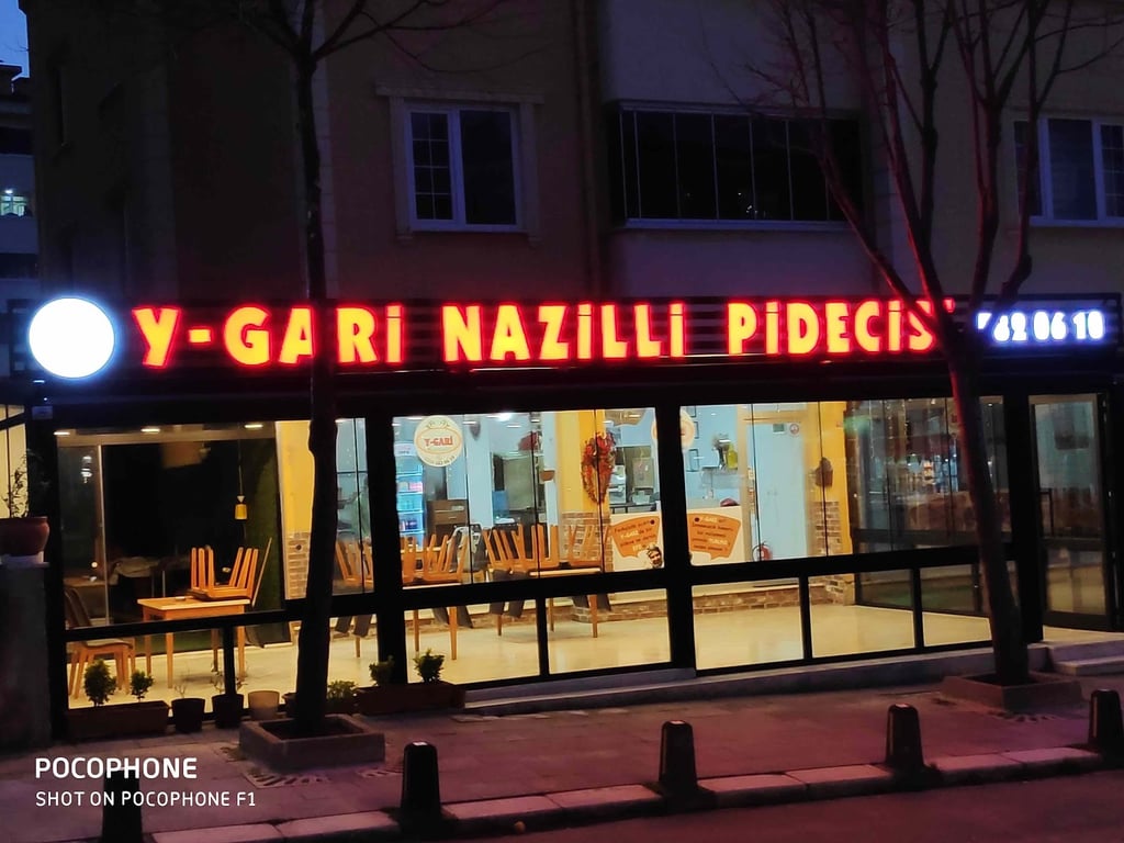 Y-GARİ Nazilli Pidecisi (pide, lahmacun)