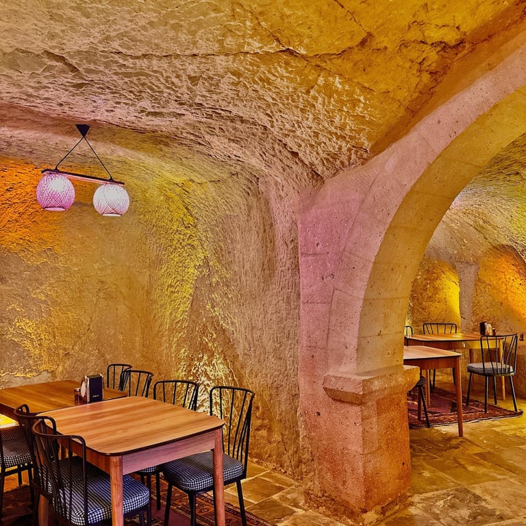 Gloria Taş Ev Underground Cave Restaurant
