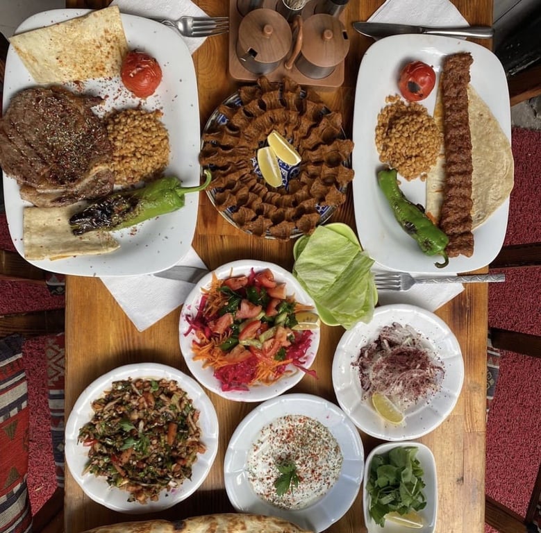 Kayataş 3 Kebap Pide & Lahmacun Salonu
