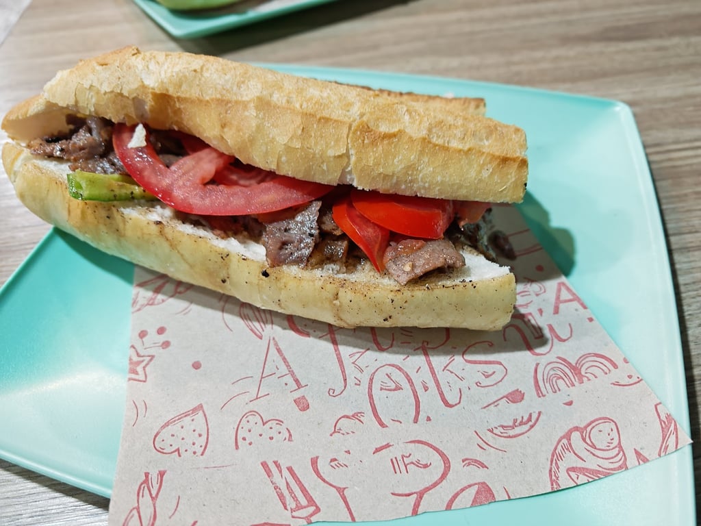 Meşhur İbo Usta'nin Yeri Et Döner