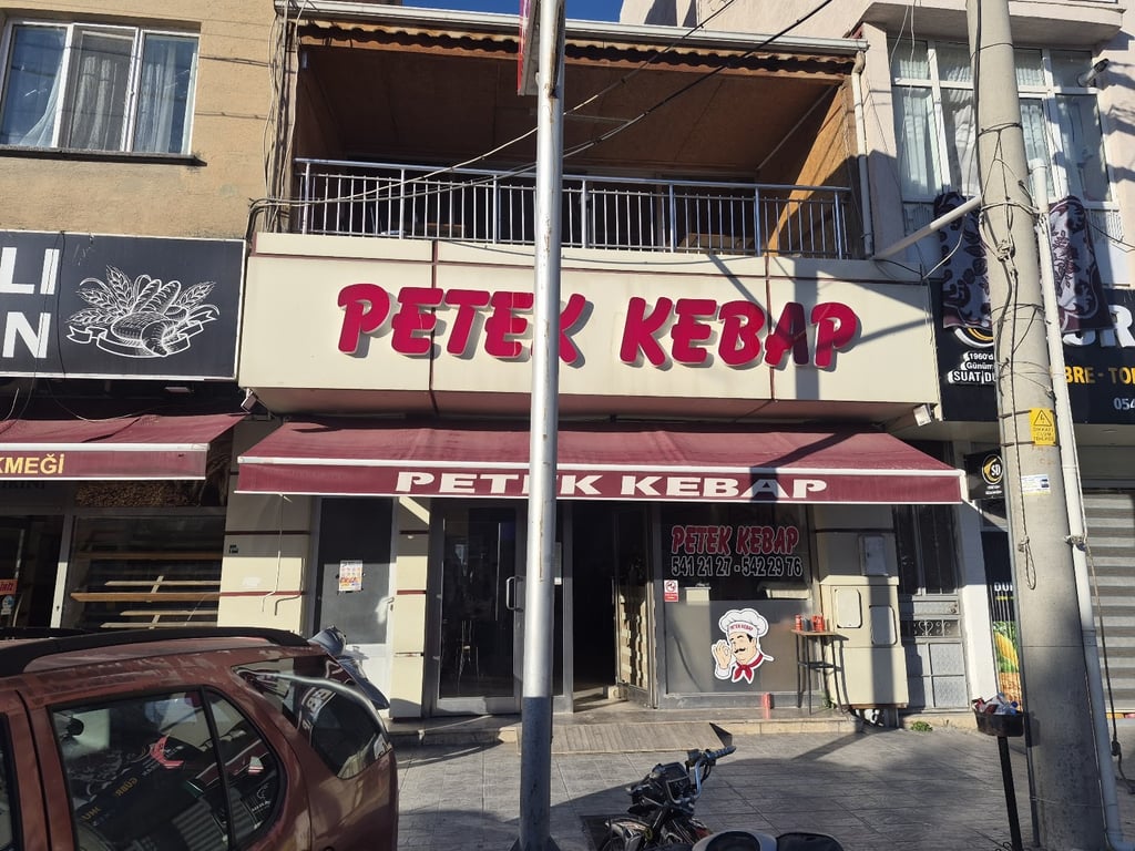 Petek Kebap