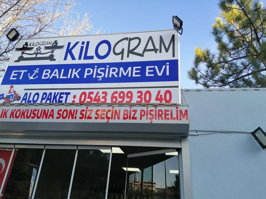 Kilogram Balık Pişirme Evi