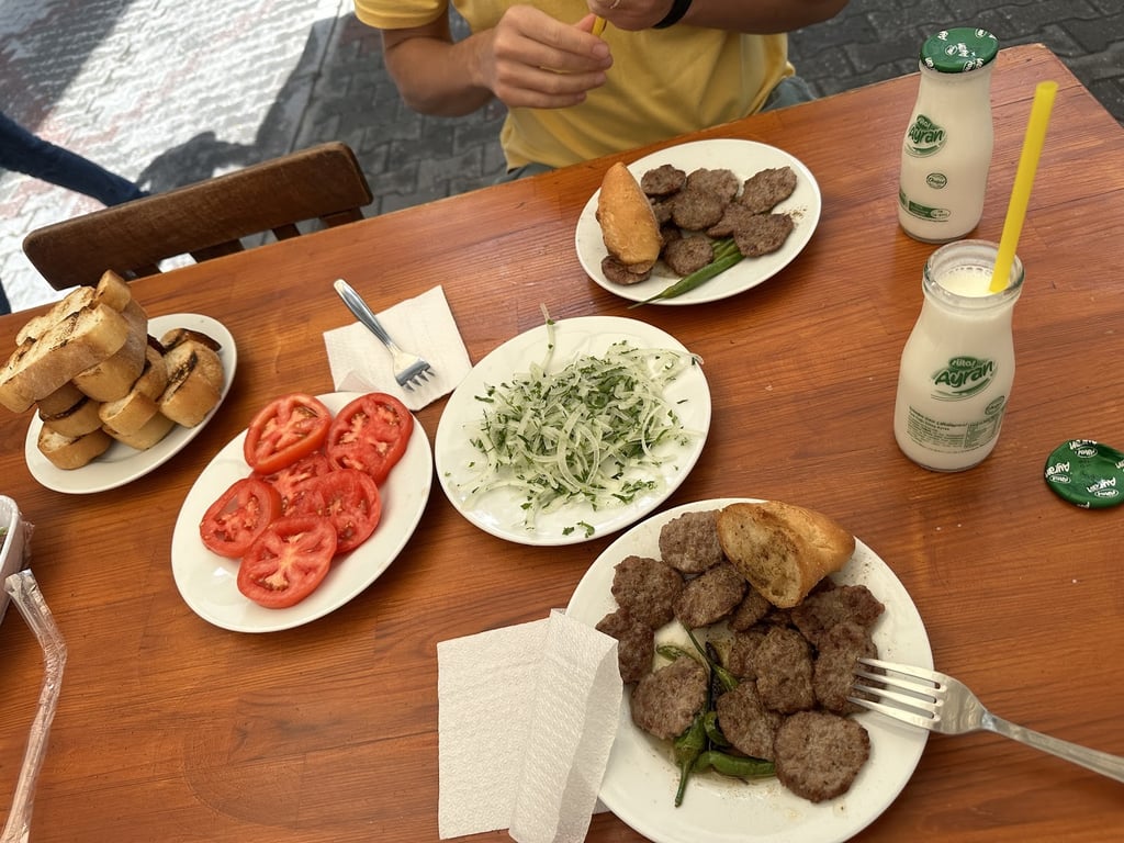 Meşhur Çınar Köfte