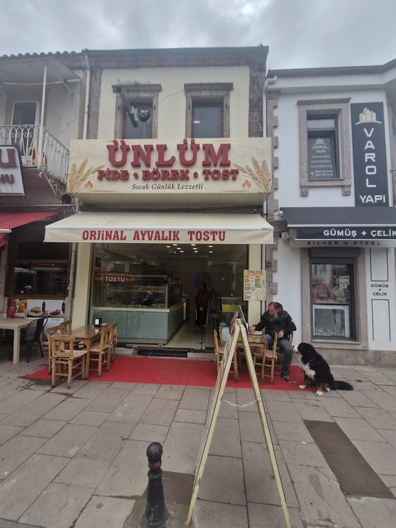 Ünlüm Pide Börek Ayvalık Tostu