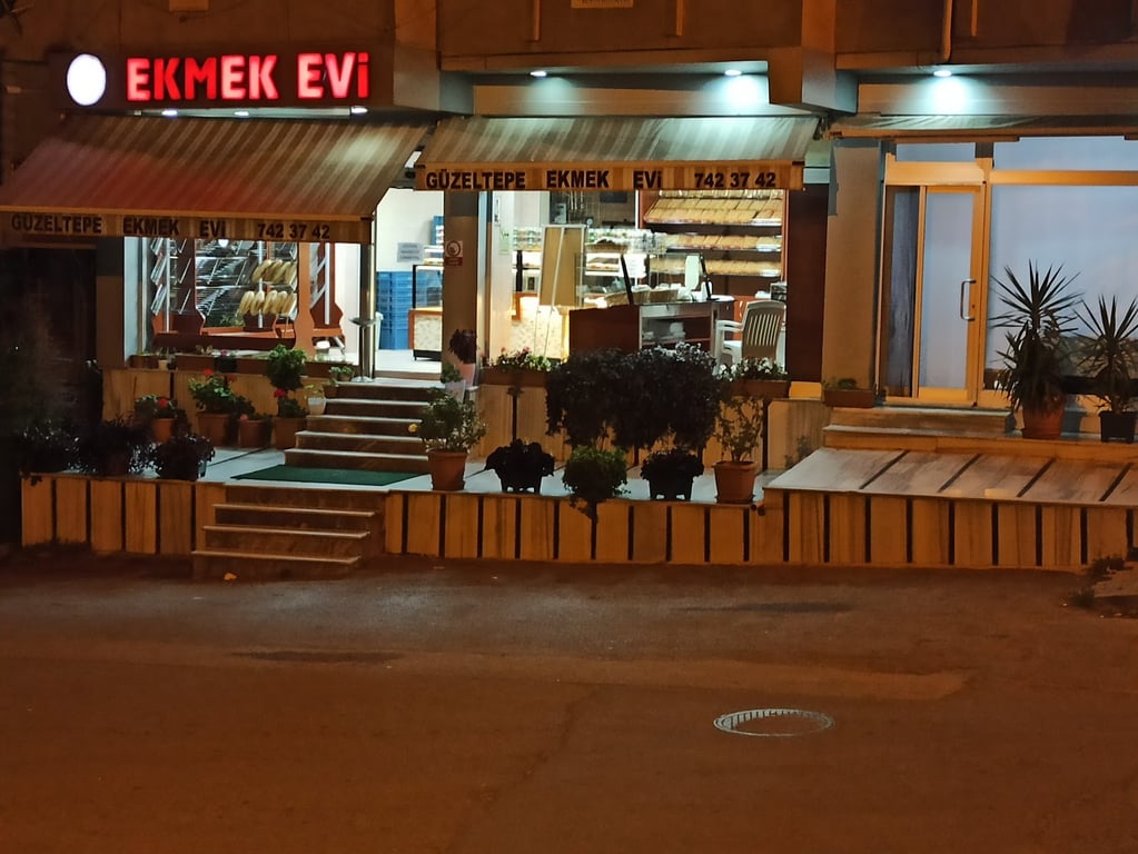 GÜZELTEPE EKMEK EVİ