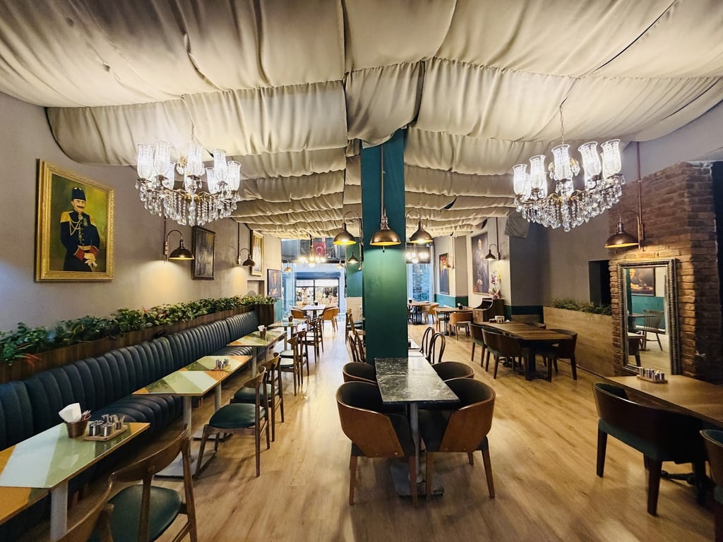 BARBAR TAŞ FIRIN LAHMACUN & PİDE