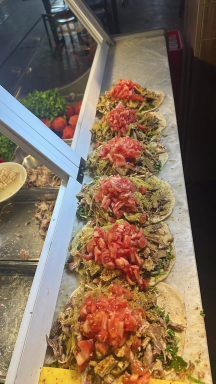 Söğüş Kulubü Atasanayi - İzmir Atasanayi