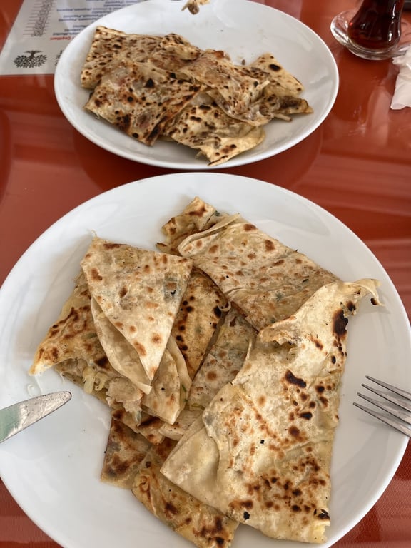 Zeytin Gözleme ve Ev Yemekleri