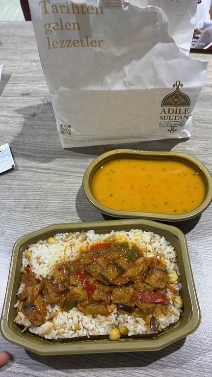 Adile Sultan Ev Yemekleri- Balat Yavuz Sultan Selim Restoranı (Ekspres)