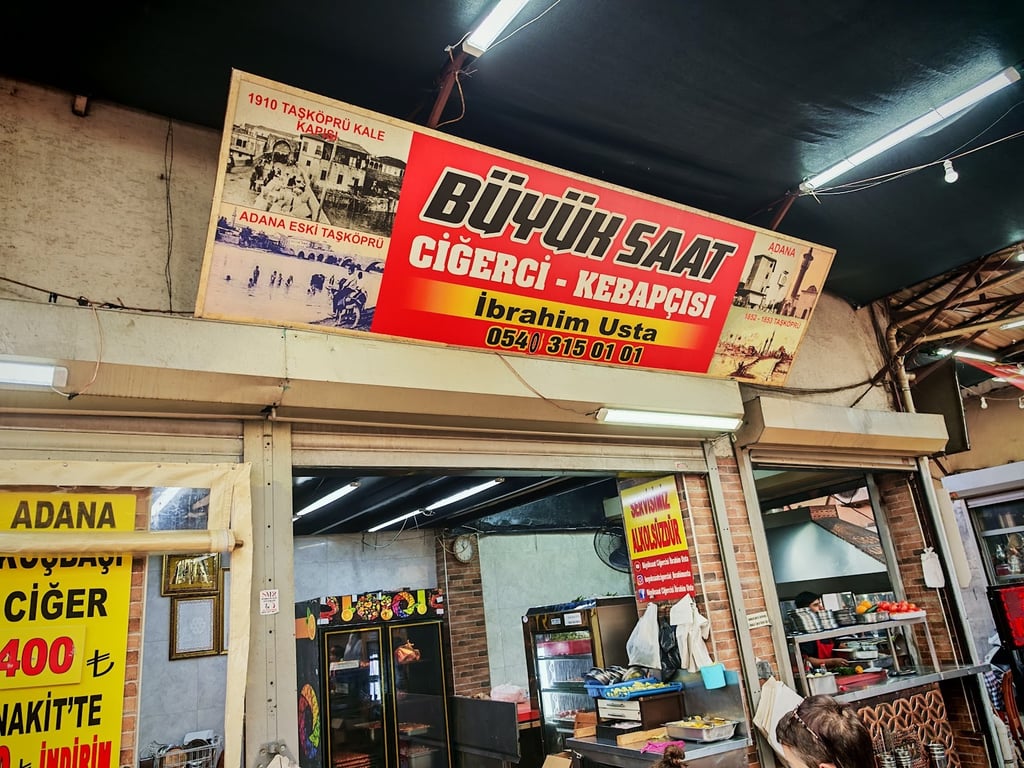Büyük saat Ciğercisi İbrahim Usta