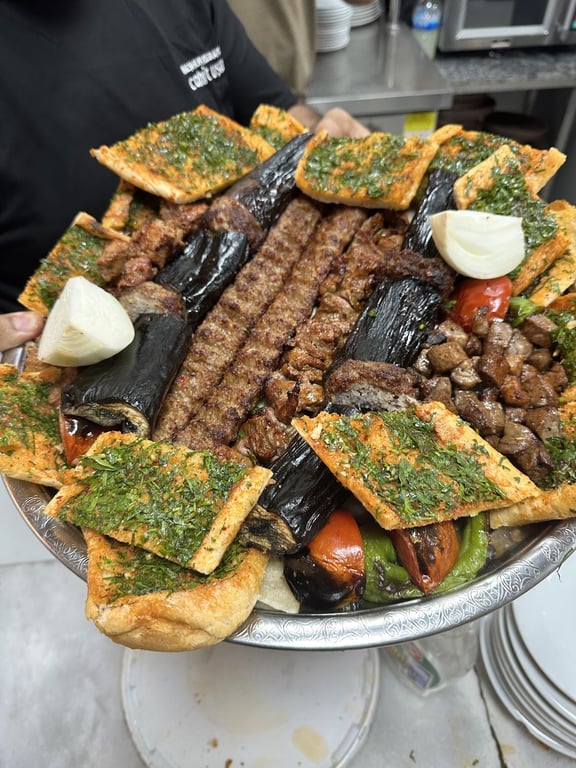 Meşhur Kebapçı Cahit Usta