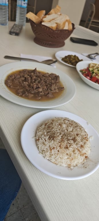 Derebucak Lokantası