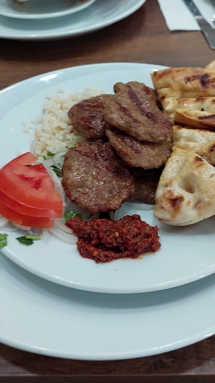 Kemer Köftecisi
