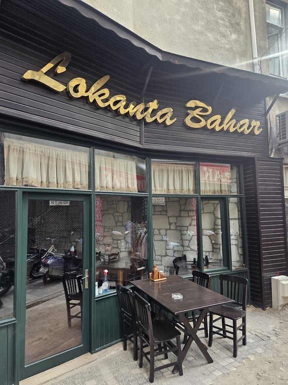 Lokanta Bahar Edremit