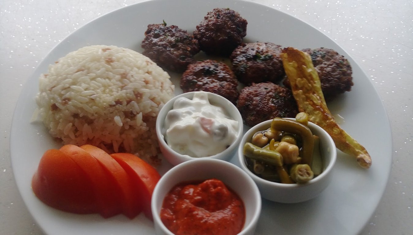 Mola Kafe & Restorant