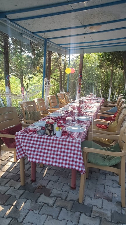 Defne Bahçesi Kahvaltı & Mangal