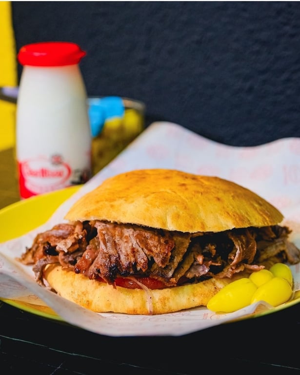 Kavacık Gece Dönercisi / Mahir Usta Kuzu Döner