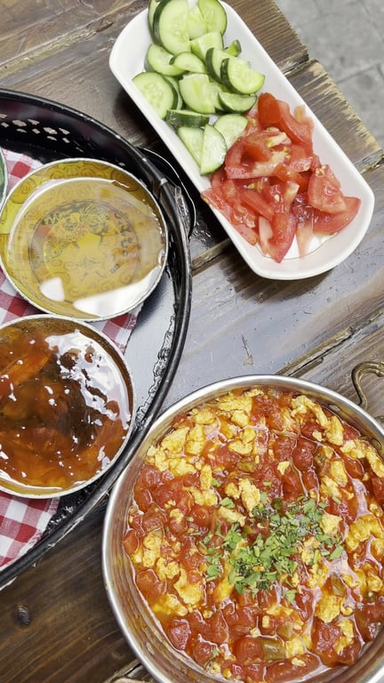 Galata Süheyla (Breakfast & Dinner)