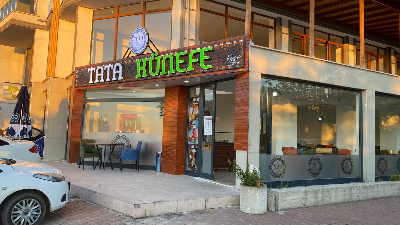 Tata Künefe
